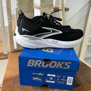Men’s Brooks Black Glycerin GTS 22 Run &amp; Walk Shoes