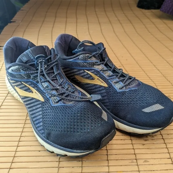 Men's Brooks Ghost 12 Running Shoes Sneakers Blue - Size 12. Speed Lock Laces. N