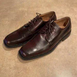 Men’s Florsheim shoes size 12EEE