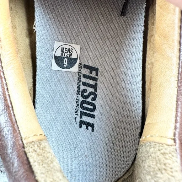 Men’s Footjoy FJ Versaluxe Spikeless Brown Leather Golf Shoes Sz 9M.