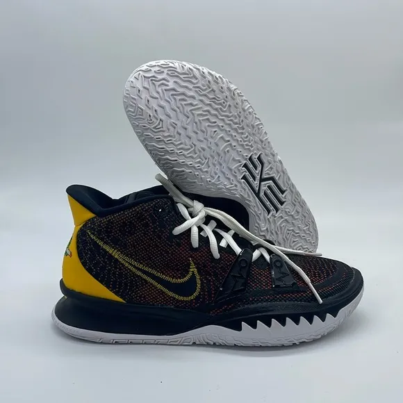 Men’s Kyrie 7 Red/Orange/Yellow/Black/White CQ9326-003 USED Size 8.5