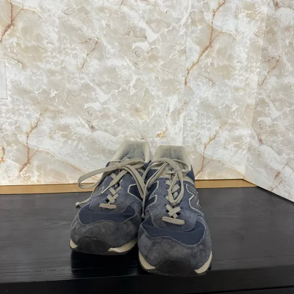 Men’s New Balance 574s‎ size 11