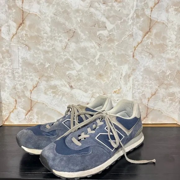 Men’s New Balance 574s‎ size 11