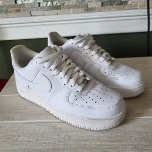 Mens Nike Air Force 1 '07 White Size 10 Shoes Low Top Sneakers