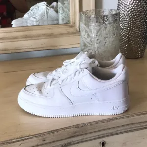 Men’s Nike Air Force 1 low men’s casual shoes
