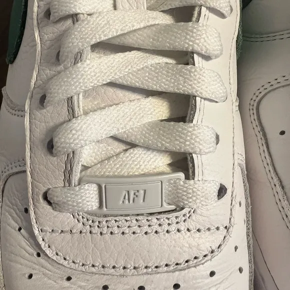 Men’s Nike Air Force One Customs
