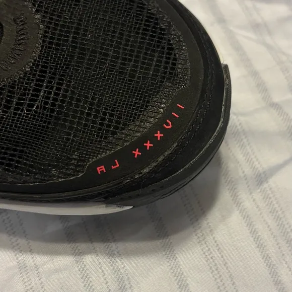 Men’s Nike Air Jordan 37 XXXVII Basketball Shoes