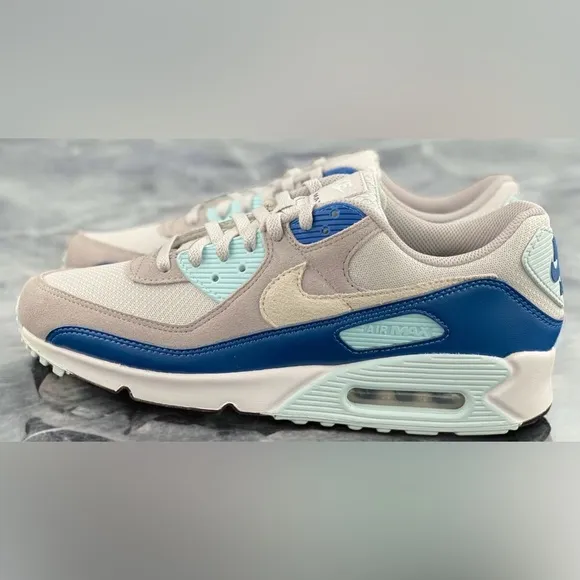 Men’s Nike Air Max 90 'Glacier Blue' Size 10