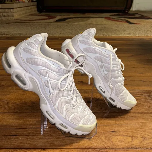 Men’s Nike Air Max Plus White Tennis Shoes • Size 12 • Good Condition No Box