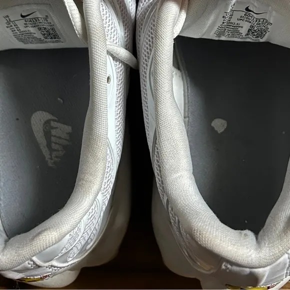 Men’s Nike Air Max Plus White Tennis Shoes • Size 12 • Good Condition No Box