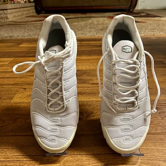 Men’s Nike Air Max Plus White Tennis Shoes • Size 12 • Good Condition No Box