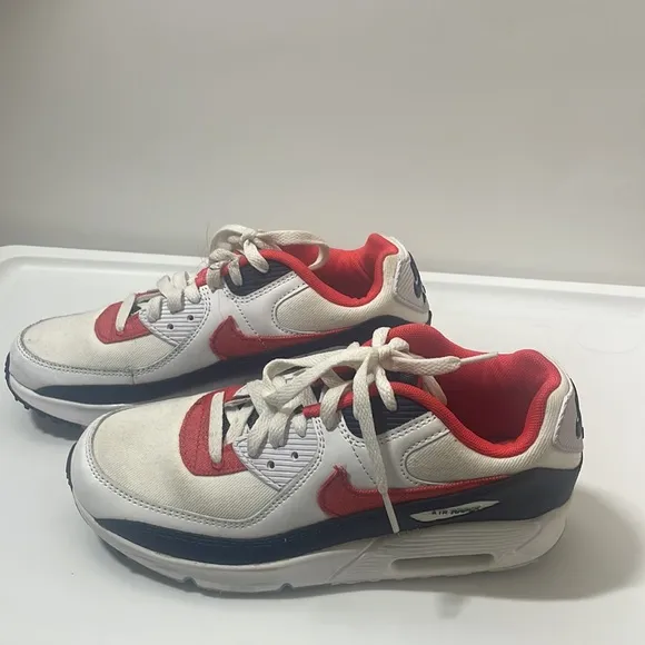Men’s Nike air max shoes