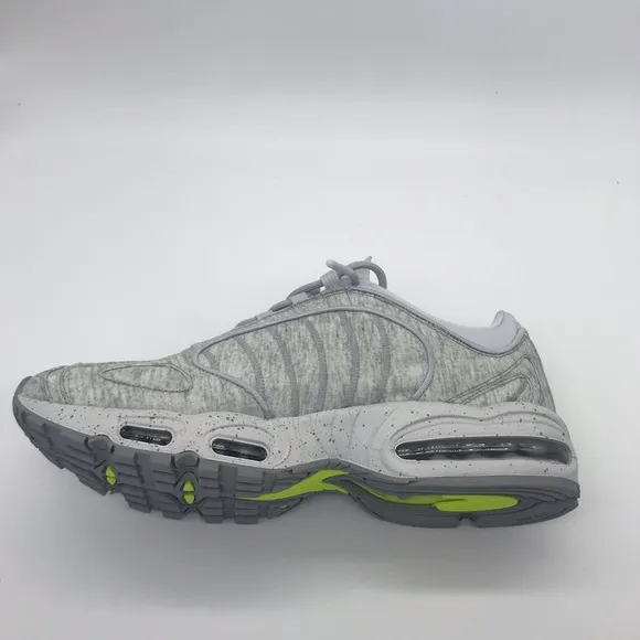 Men’s Nike Air Max Tailwind IV 4 SP Gray shoes