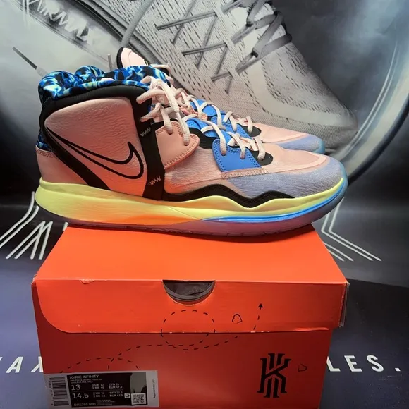 Men’s Nike Kyrie Infinity Valentine’s Day Basketball Shoes
