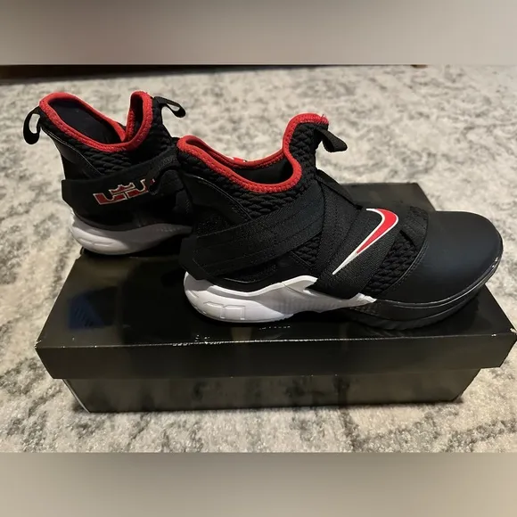 Men’s Nike Lebron Soldier XII size 7.5 basketball shoes.