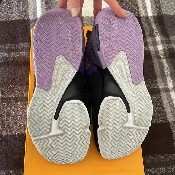 Men's Nike LeBron Witness 7 Lakers Basketball Shoes