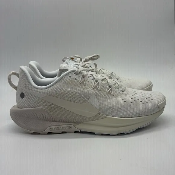 Men’s Nike ReactX Pegasusus Trail 5 All Whitee DV3864-101 New with box
