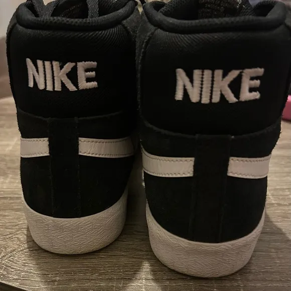Men’s Nike SB Blazer Mid shoes - size 11