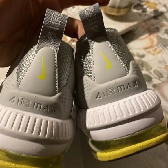 Men’s Nike shoes size 11.5