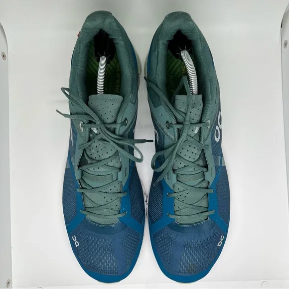 Men’s On Cloudflow Running Shoes Size 13