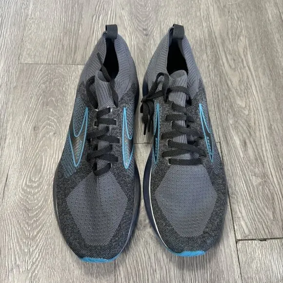 Men’s SAMPLE Brooks Levitate  5 Knit Gray  Blue  Running Shoes Size 9 Stealthfit