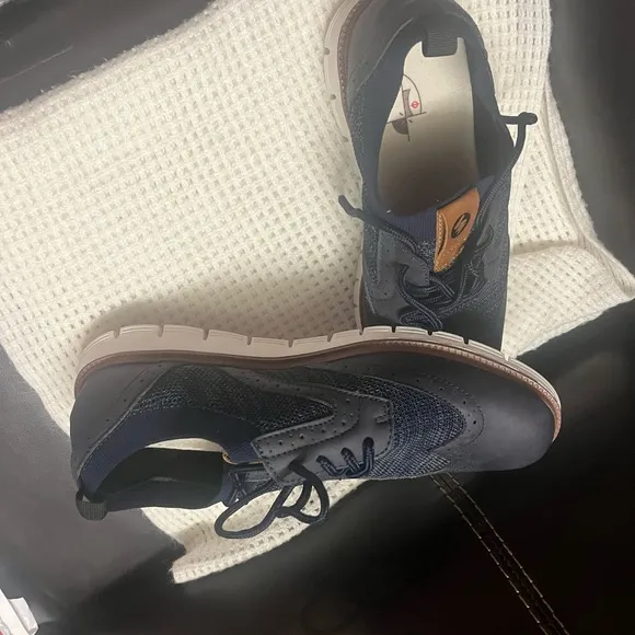 Men’s shoes size 43