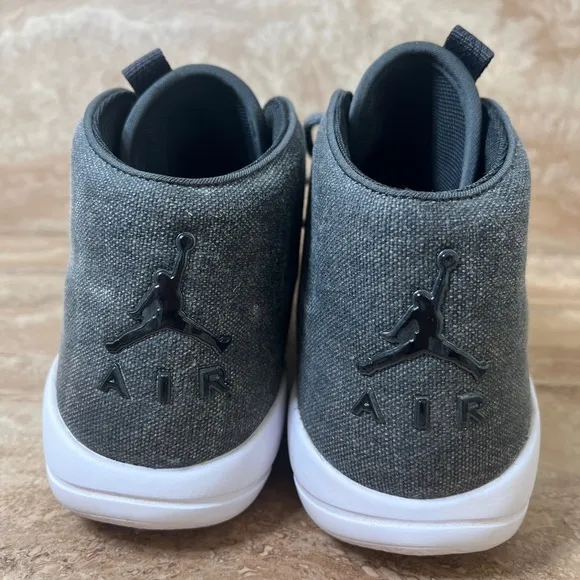 Men’s Size 10 Jordan Eclipse Chukka Black washed Grey Shoes