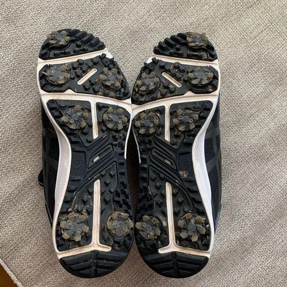 Men’s Size 11 ASICS BOA Golf Shoes (needs insert)