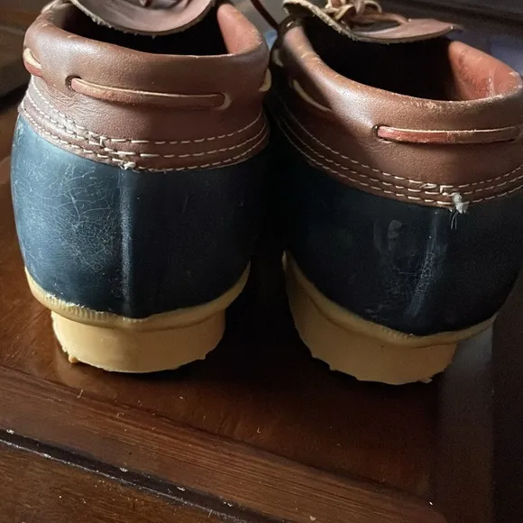 Men’s size 7 dark blue Low Duck Boots Rubber and Leather