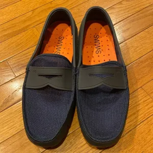 Men’s Swims Penny Loafer Sz 10.