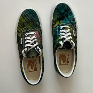 Men’s Vans Era Della Batik Black Multicolor Shoes