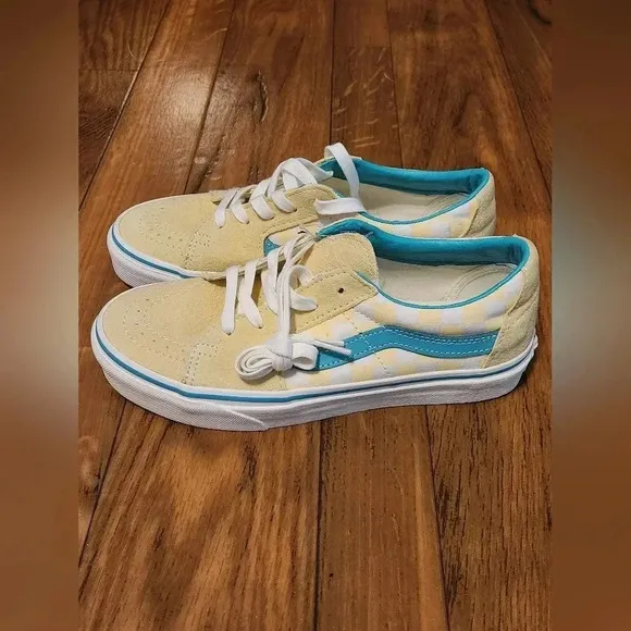 Men’s VANS SK8 Low Checkerboard Banana Cream Teal Shoes Mens Size 6 Brand New