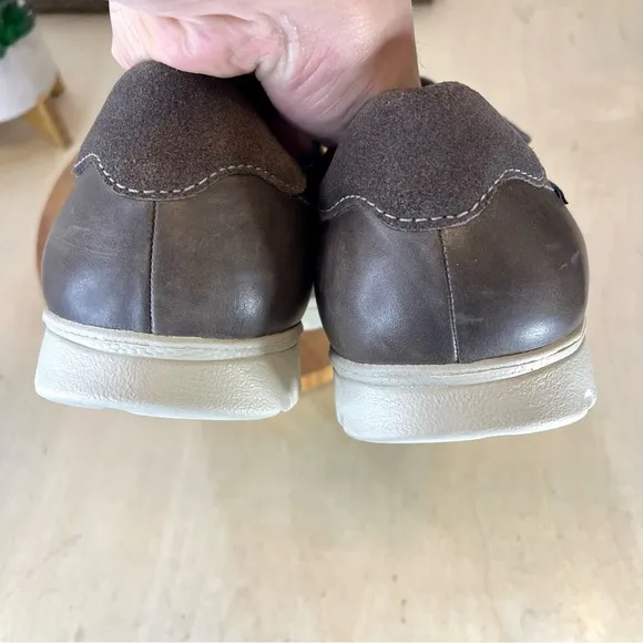 Mephisto | Kristof Leather Zippered Sneaker Taupe/Grey Size 10.5