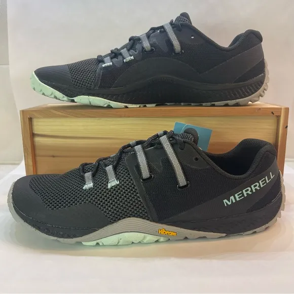 Merrell Barefoot Trail Glove 6 Trail Black Running Shoes Women's Size 11