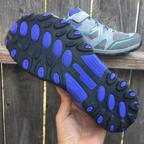 Merrell girls hiking shoes Trail chaser
