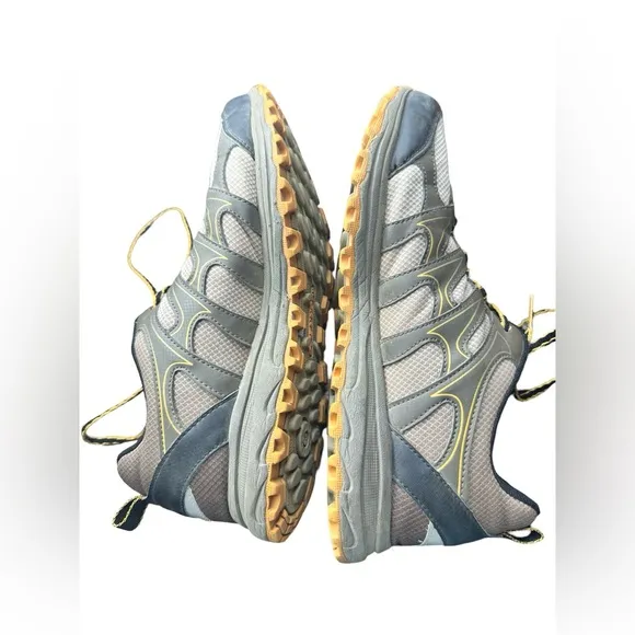 Merrell Men’s Shoes - Size Ten (Used - Great Condition) 🥾