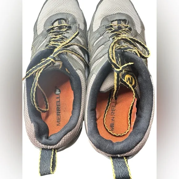 Merrell Men’s Shoes - Size Ten (Used - Great Condition) 🥾