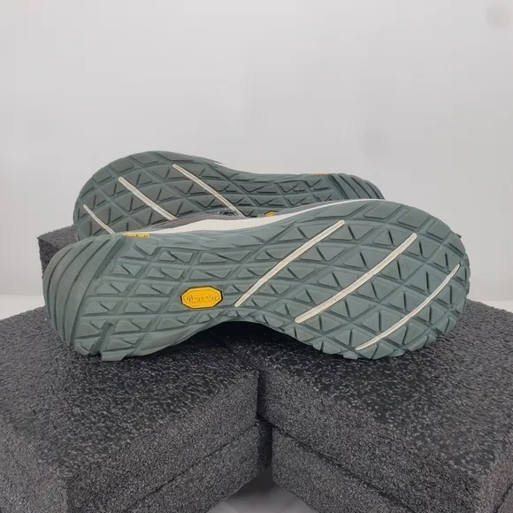 Merrell Shoes Men 10 Mag-5 Trail Running Shoes Grey Athletic Vibram J0663636
