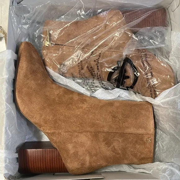 Michael Kors Women’s Hazel Flex Bootie- 9.5M