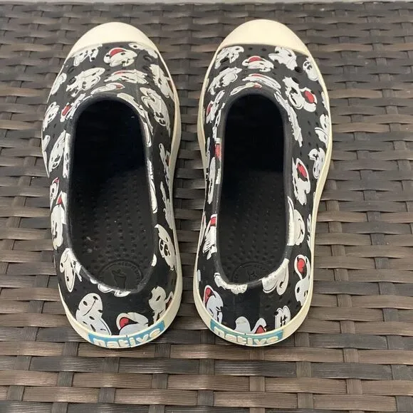 Mickey Mouse natives shoes women’s size 7