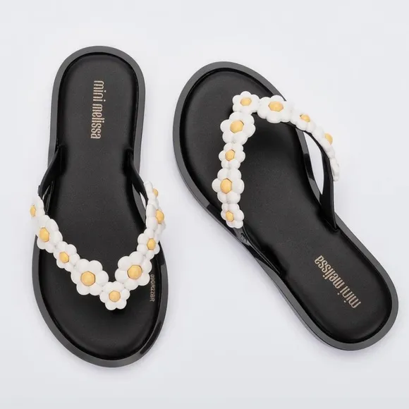 Mini Melissa Girl’s Spring Flip Flop - Black/White