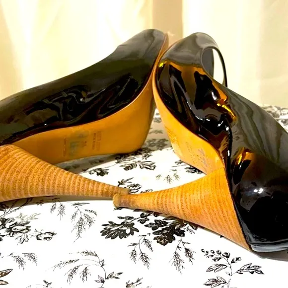 Miu Miu women’s shoes, heels size 38 Comes from clean home. No smoke or pets.