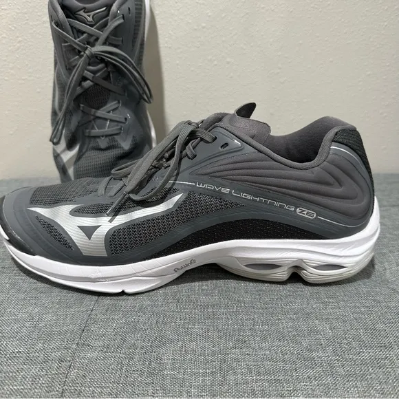 Mizuno Wave Lightning Z6 Women’s Shoes