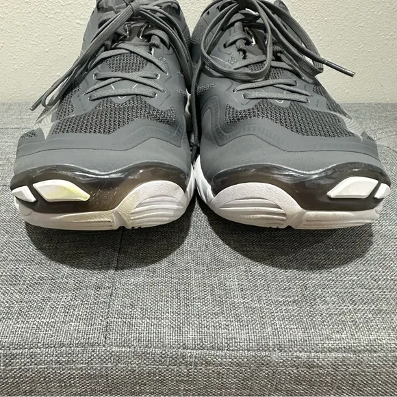 Mizuno Wave Lightning Z6 Women’s Shoes
