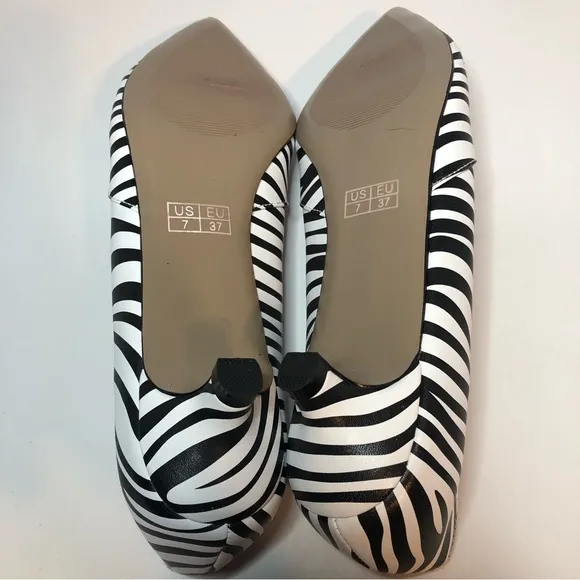 MODENCOCO Shoes Black &amp; White Zebra Print Women’s Size 7. New.