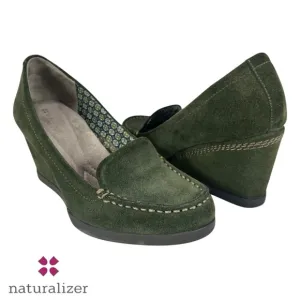 Naturalizer | Women's 6.5M |‎ Green Suede 3” Wedge Heel Shoes