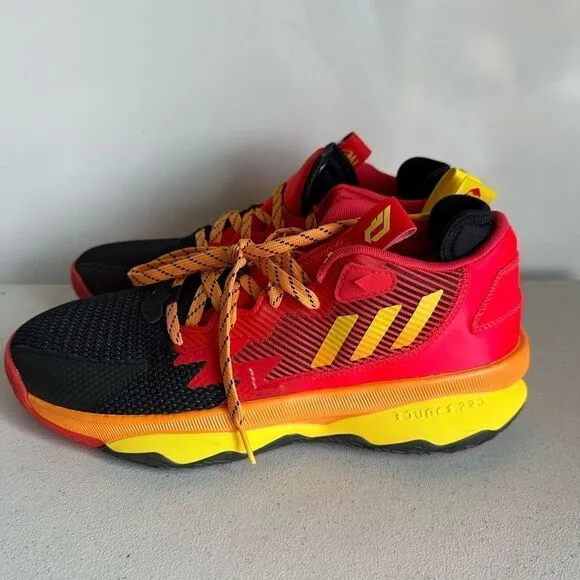 NEW Adidas Dame 8 x Pixar Mr. Incredible Basketball Shoes HR1562 Men’s Size 9.5