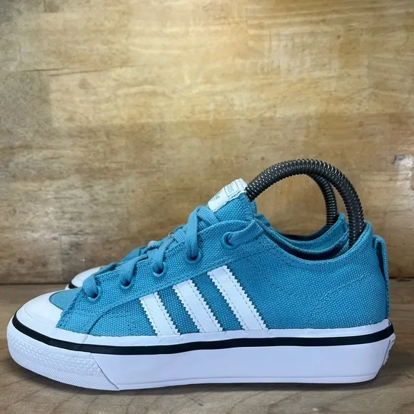 NEW Adidas Nizza Low ADV Womens Size 6 Shoes Sneakers Preloved Blue HP9081