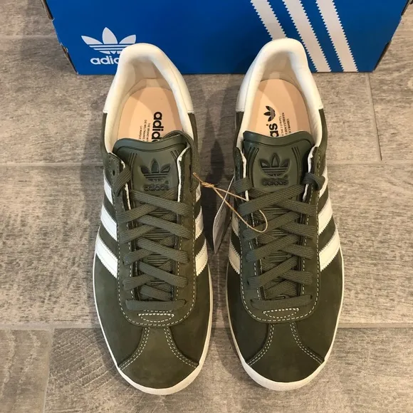 New Adidas Original Gazelle 85 Low Sneakers Olive White Men’s Shoes Multi Sizes