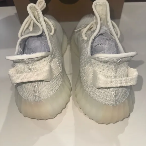 New adidas Yeezy 350 v2 Bone White size 9 men’s shoes